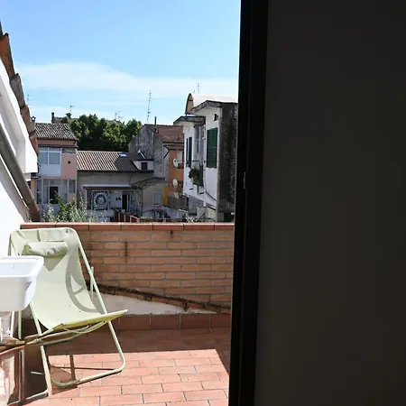 J03 - Jesi, Elegante Trilocale Vicino Al Centro